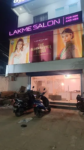 Lakme Salon - Beauty Parlour in Allahabad