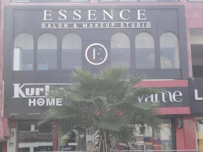 Essence Salon & Makeup Studio - Beauty Parlour in Allahabad