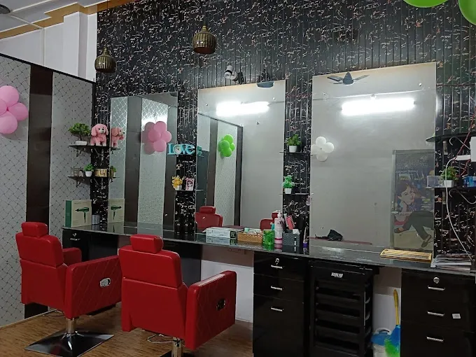 Madam's Makeover Salon - Beauty Parlour in Allahabad