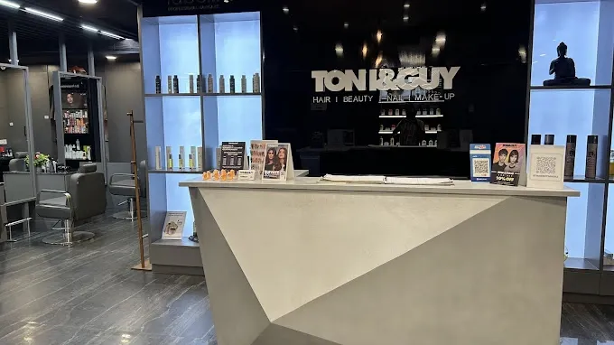 Toni & Guy Salon