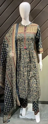 Shree Saurabh Chaurasia Lehanga House - Clothing Store in Allahabad