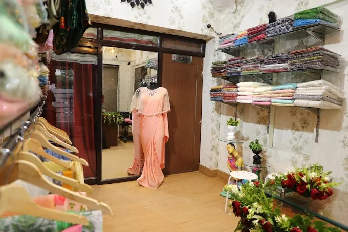 Aaira Fashion & Fusion - Boutique in Allahabad