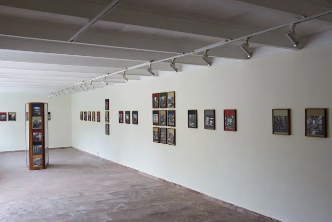 Kriti Gallery - Art Gallery in Varanasi