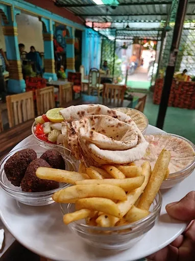 Phulwari Restaurant & Sami Cafe - Restaurant in Varanasi