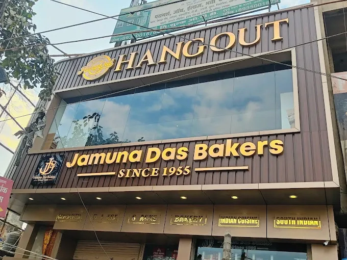Hangout - Restaurant in Varanasi