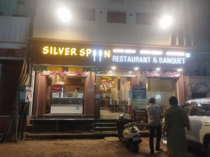 Silver Spoon Restaurant - Restaurant in Varanasi