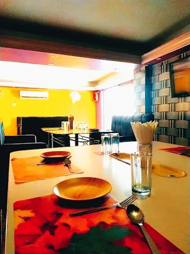 I - Ball Restaurant - Restaurant in Dhanbad