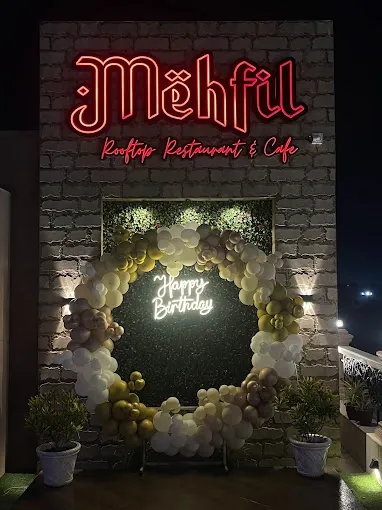 Mehfil- Rooftop Restaurant and Cafe - Restaurant in Puri