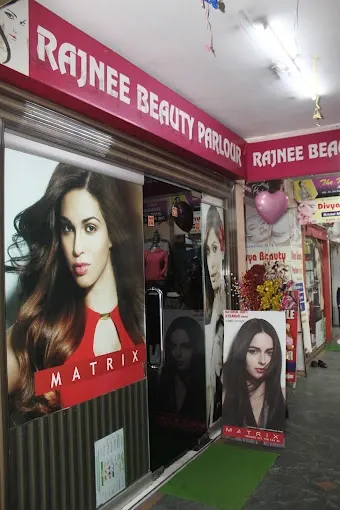 Rajnee Beauty Parlor