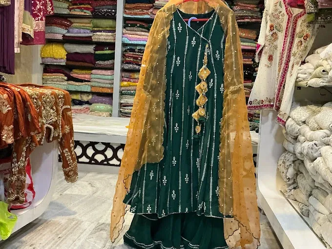 Pakeezah Boutique