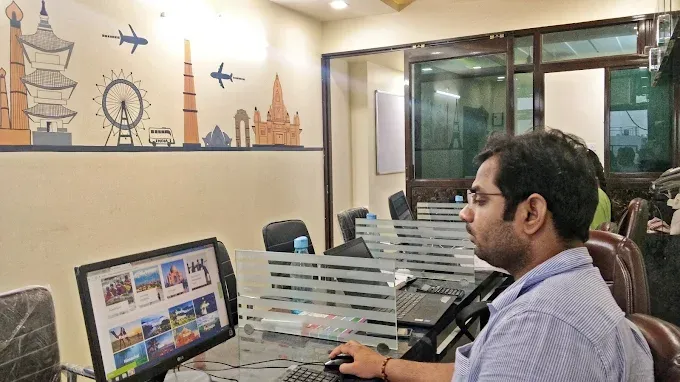 Whitestork holidays - Travel Agent in Varanasi