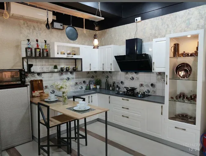 Santushti Kitchen - Home & Kitchen in Varanasi