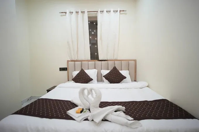 OM PALACE INN - Guest House in Varanasi