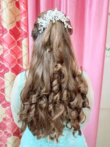 Fair and Glow Herbal Beauty Parlour - Beauty Parlour in Allahabad