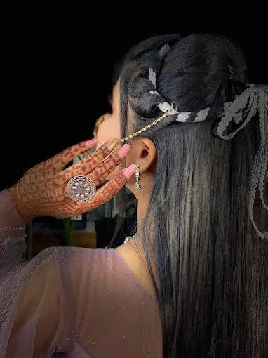 Laura Beauty Mantra - Patrakar Puram, Gomtinagar Branch - Beauty Products in Lucknow