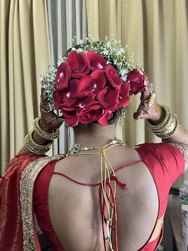 Haya Makeover - Salon At Home - Beauty Parlour in Lucknow