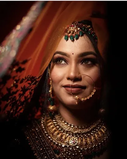 Mystique World Unisex Salon