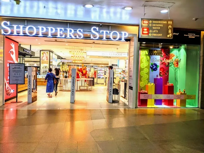 Shoppers Stop - Clothing Store in Lucknow