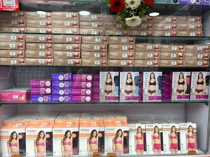 Bharat Garments - Clothing Store in Lucknow