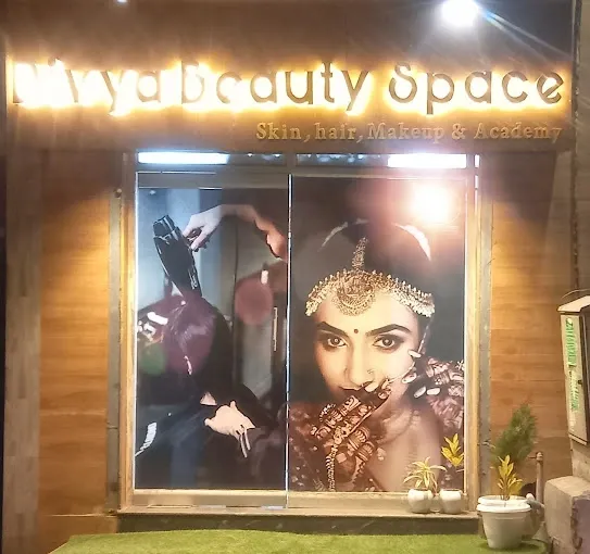 Divya Beauty space - Beauty Parlour in Agra