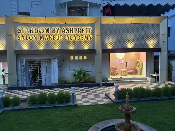 STARDOM BY ASHPREET SALON MAKEUP ACADEMY