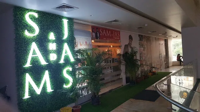 Sam & Jas Family salon