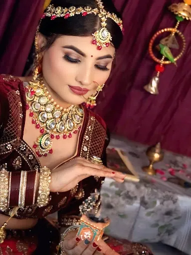 Sapna Beauty Parlour and Salon - Beauty Parlour in Ambedkar Nagar