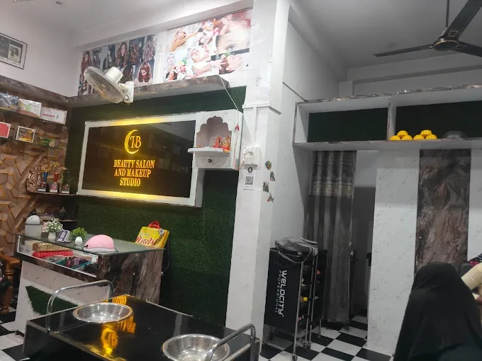 Iconic Beauty Salon and makeup Studio