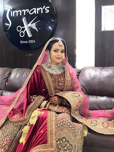 Simran's Hair & Beauty Fashion Lounge - Beauty Parlour in Faizabad