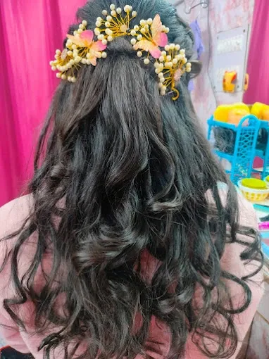 Sidh Vinayak Beauty Parlour - Beauty Parlour in Faizabad