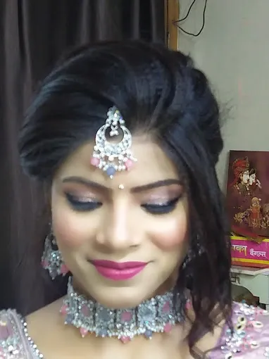 Heena Beauty Parlour