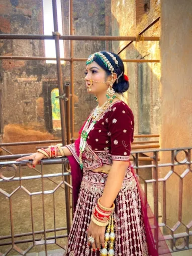 Vidyanshi Makeover Saloon and Academy - Beauty Parlour in Bahraich