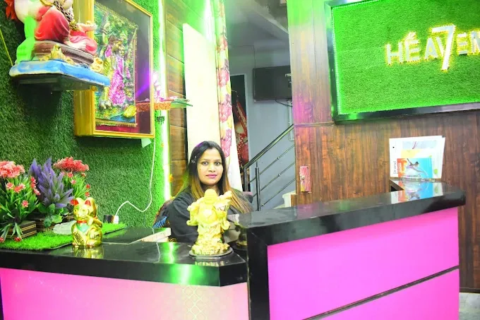 7 Heaven Unisex Beauty Salon & Academy