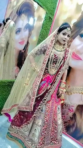 Flowers Beauty Parlour - Beauty Parlour in Budaun