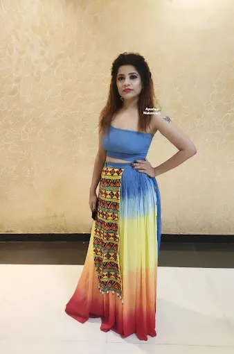 Ayushee Makeovers - Beauty Parlour in Chitrakoot