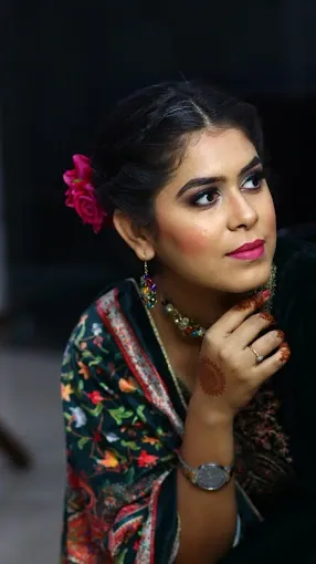 PR Hair & Makeup Studio