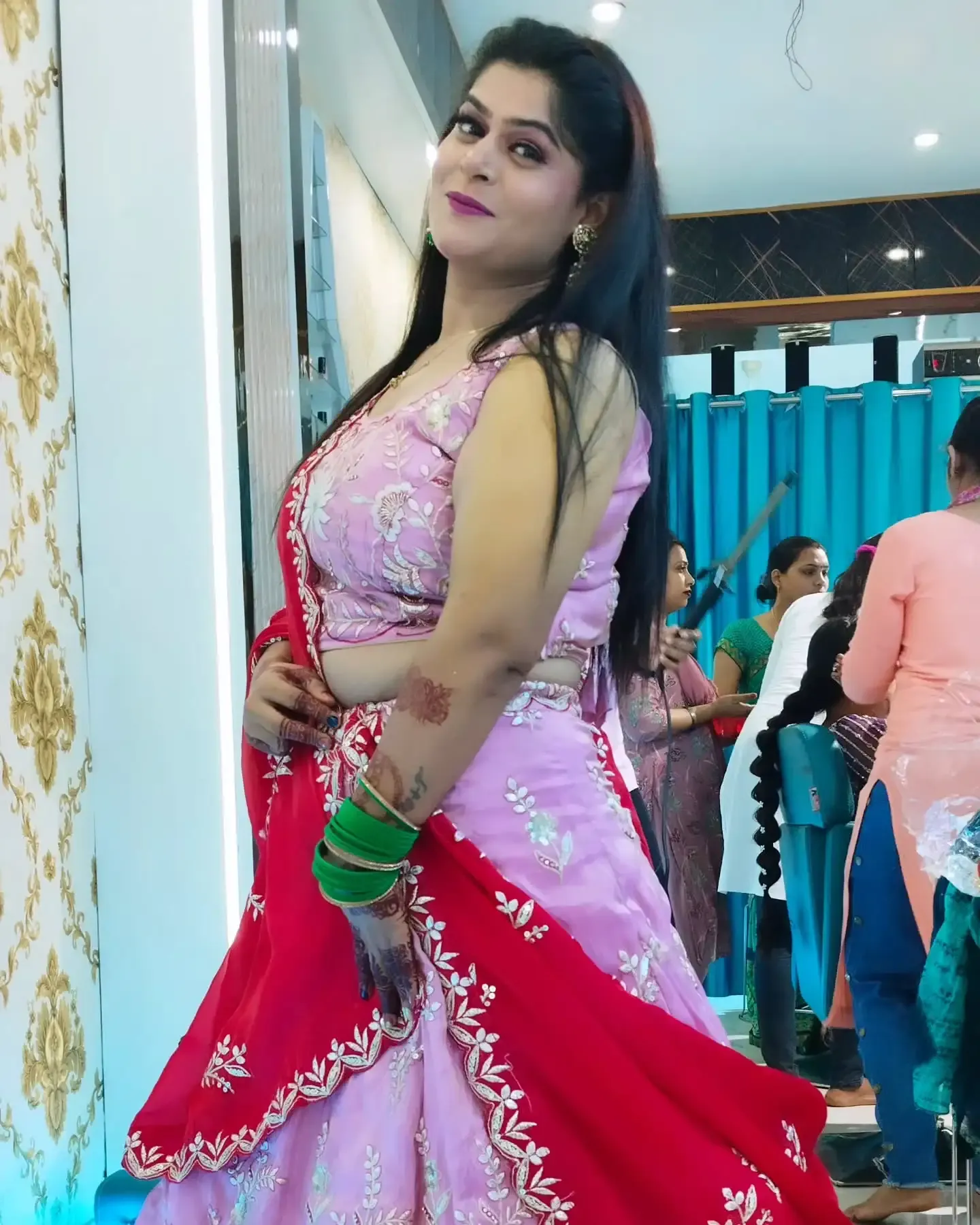 Mahi Makeover Beauty Salon & Academy