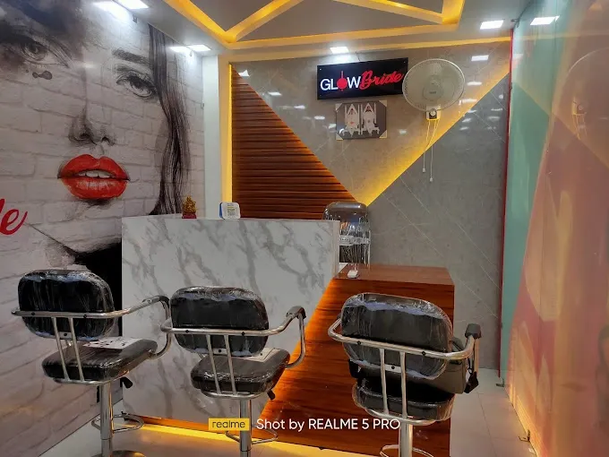 Glow Bride - Beauty Parlour in Etawah