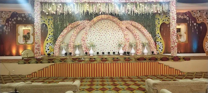 Saroja Palace - Marriage Lawn - Banquet Hall in Varanasi