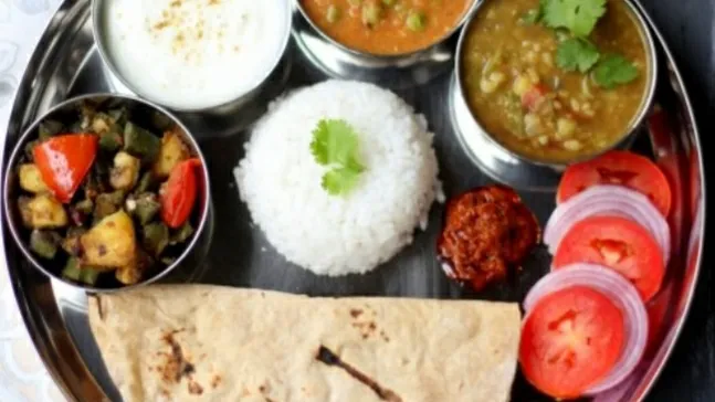 Guru Vashishtha Boys Hostel And Tiffin Services - Tiffin Service in Varanasi