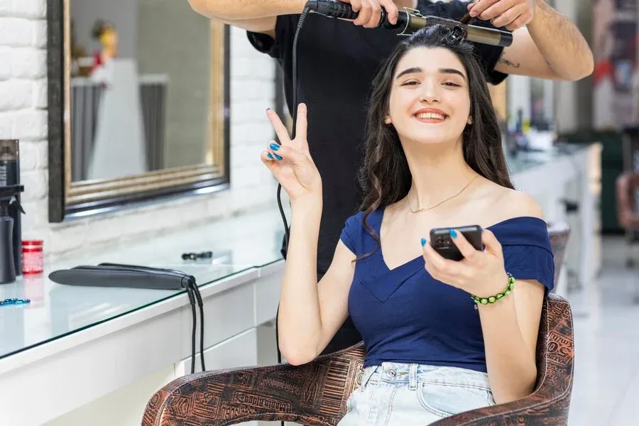 24x7 New York Salon - Beauty Parlour in Aligarh