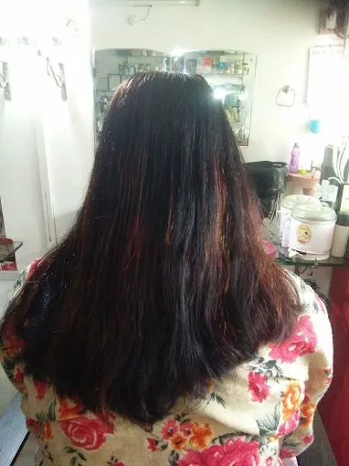 Saundarya beauty parlour