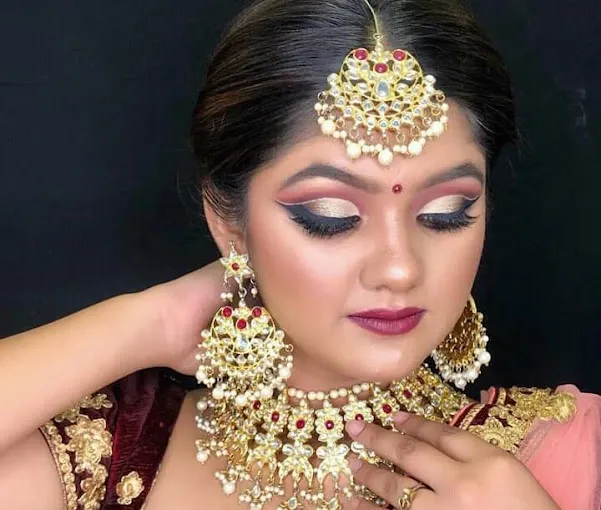 Lotus Beauty Parlour - Beauty Parlour in Ambedkar Nagar