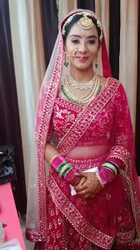 Lotus Beauty Parlour - Beauty Parlour in Azamgarh