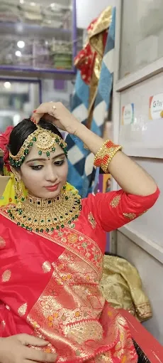 Mayuri Beauty parlor - Beauty Parlour in Varanasi