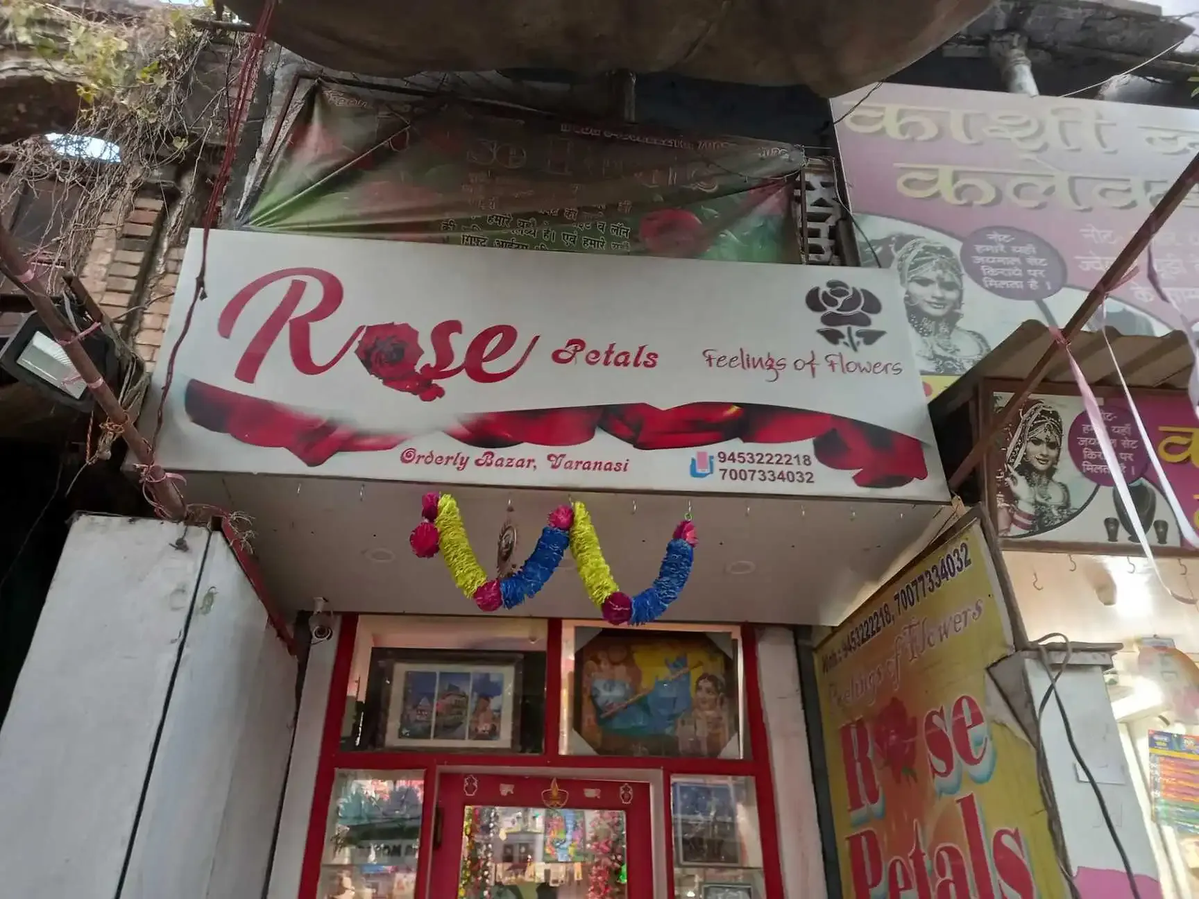 Rose & petals flower decorators