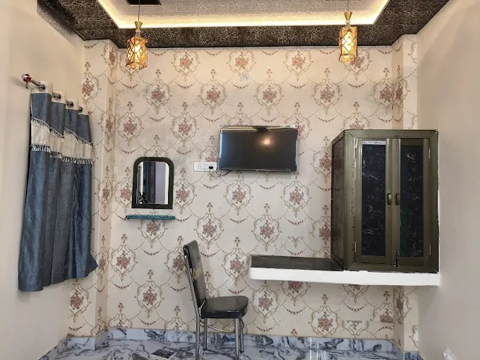 Shri Raghunandan P Guest House