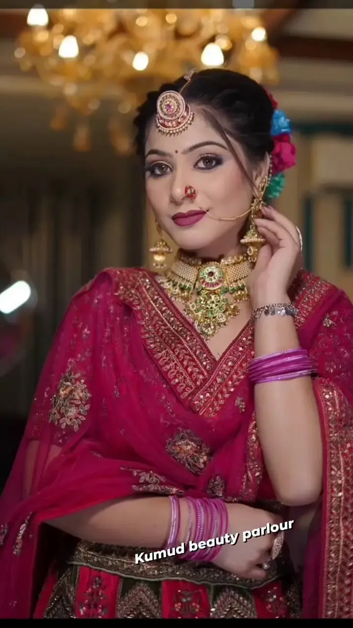 Kumud Beauty Parlour