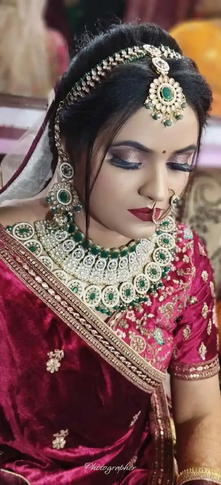 ROOPALI BEAUTY SALON & COSMETICS