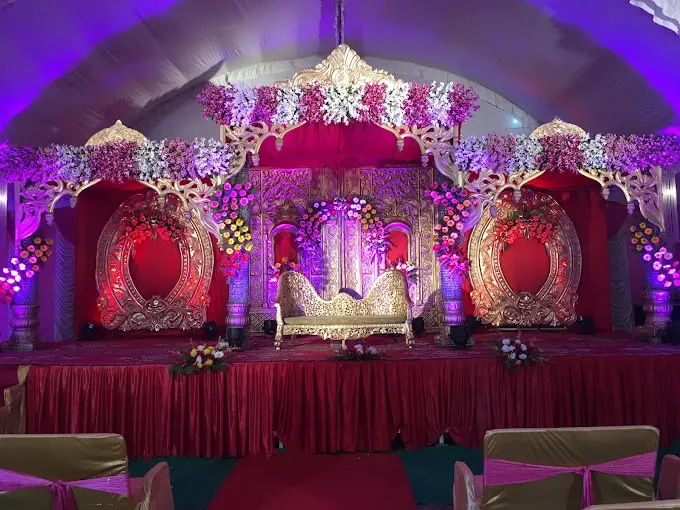Lalti Grij Lawn - Marriage Lawn - Banquet Hall in Varanasi